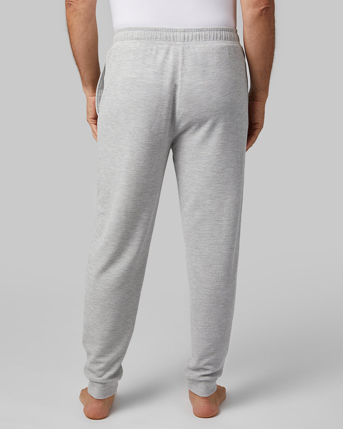 32 Degrees Grey Heather _ Men's Everyday Comfort Jogger {model: Eduardo is 6'1", wearing size M}{bottom}{right} {bottom}{right}